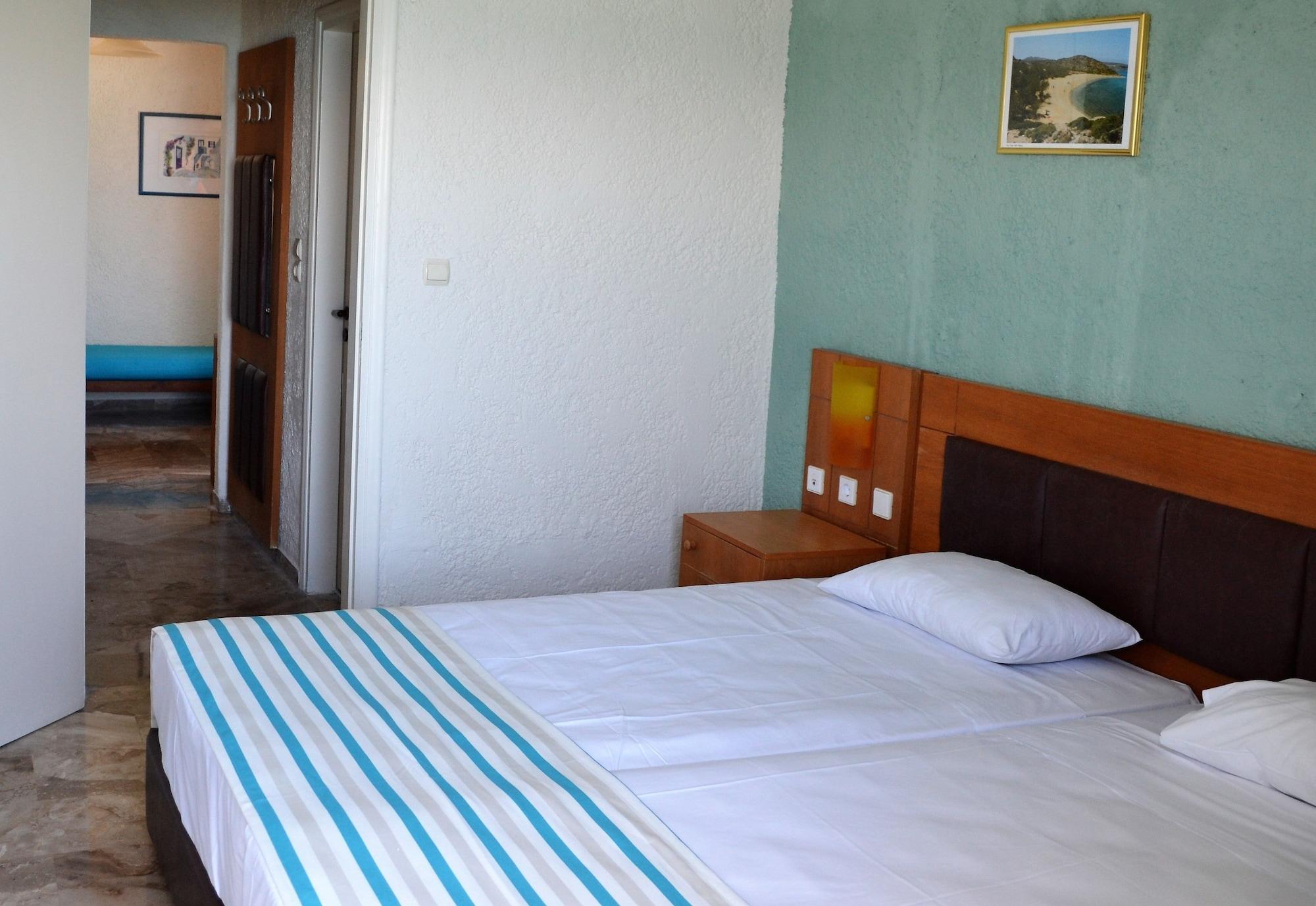 Sunset Beach Hotel Kokkini Hani Exterior foto