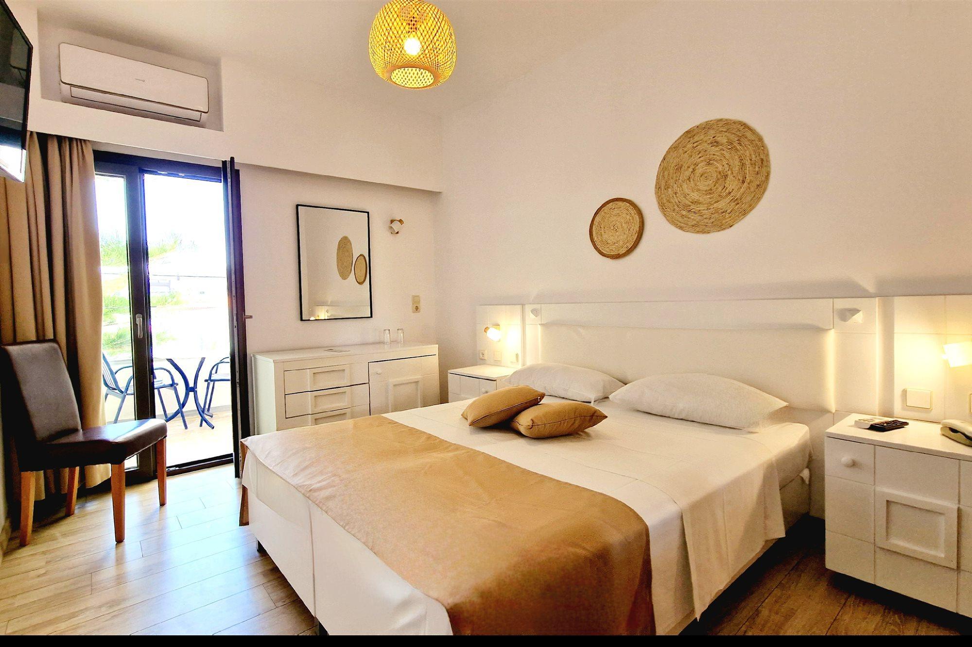Sunset Beach Hotel Kokkini Hani Exterior foto